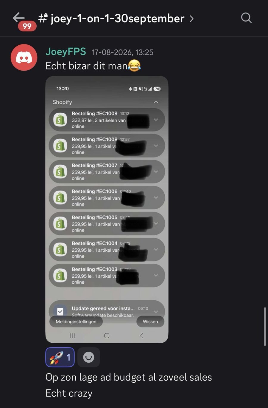 Discord bericht van student Joey met een reeks Shopify bestellingen op laag advertentiebudget